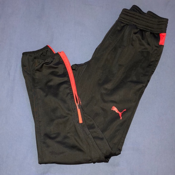 Puma Pants - Puma Women’s jogging 🏃♀️ pant!